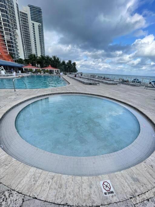 Апартаменти Oceanfront With Balcony Sunny Isles - Spectacular! Маямі-Біч Екстер'єр фото