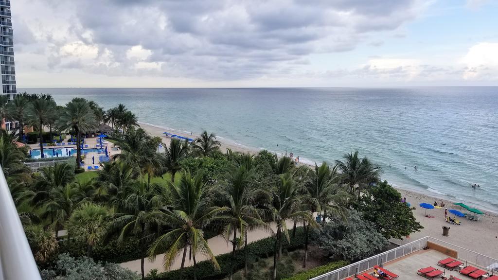 Апартаменти Oceanfront With Balcony Sunny Isles - Spectacular! Маямі-Біч Номер фото