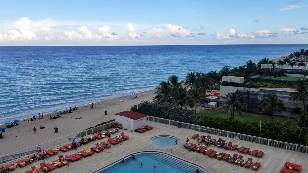 Апартаменти Oceanfront With Balcony Sunny Isles - Spectacular! Маямі-Біч Номер фото